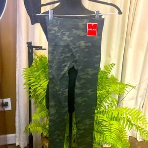 Spanx camo print green